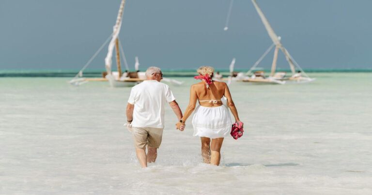 Downsizing for Retirement: Simplify Your Life and Save Money